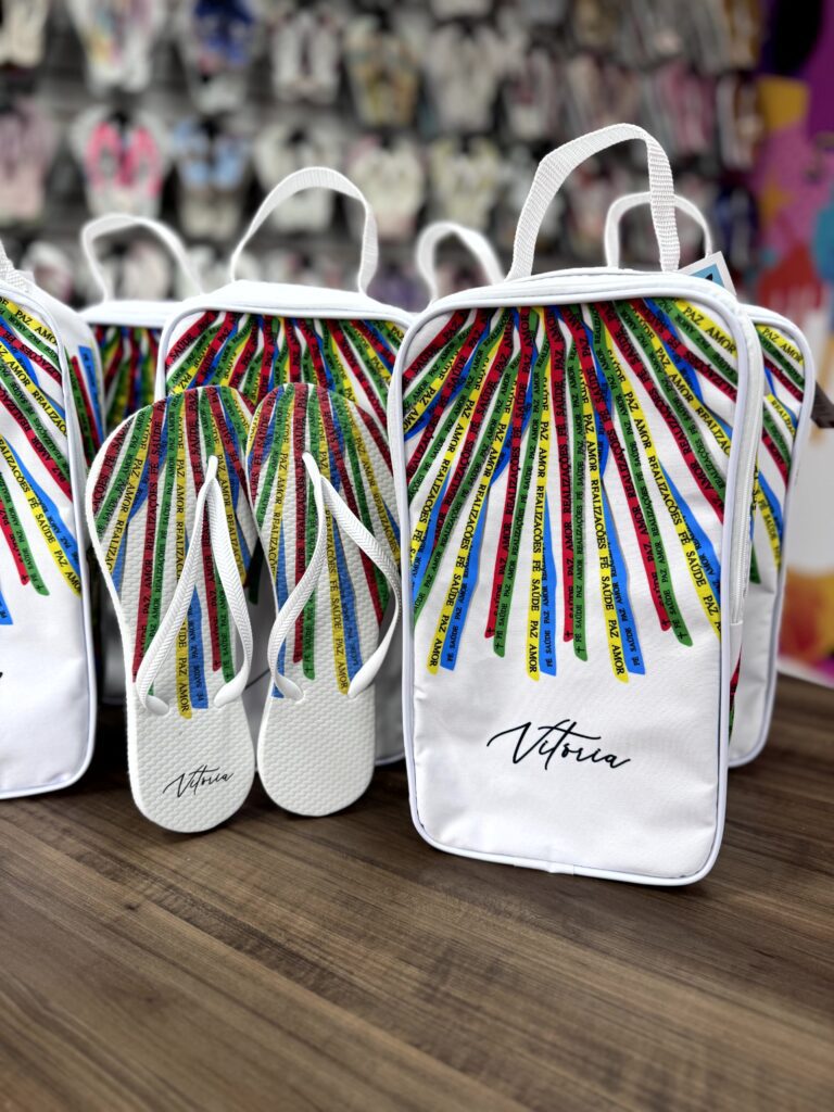 Chinelo personalizado e bolsa personalizado