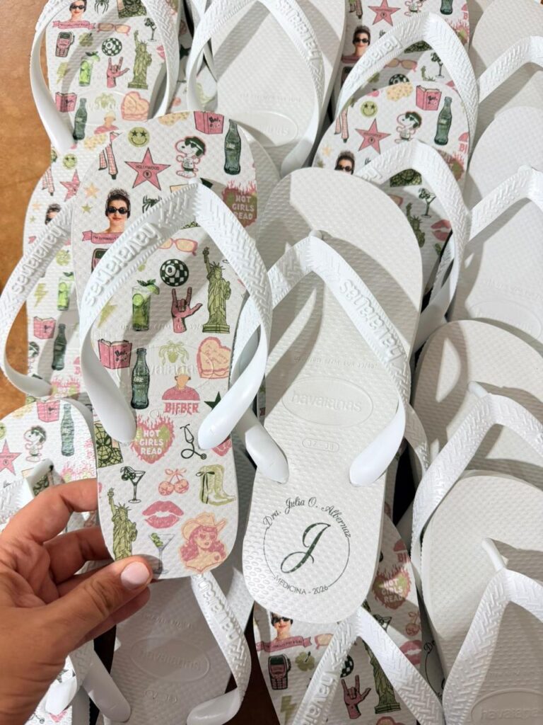 havaianas personalizadas lembrancinha 15 anos
