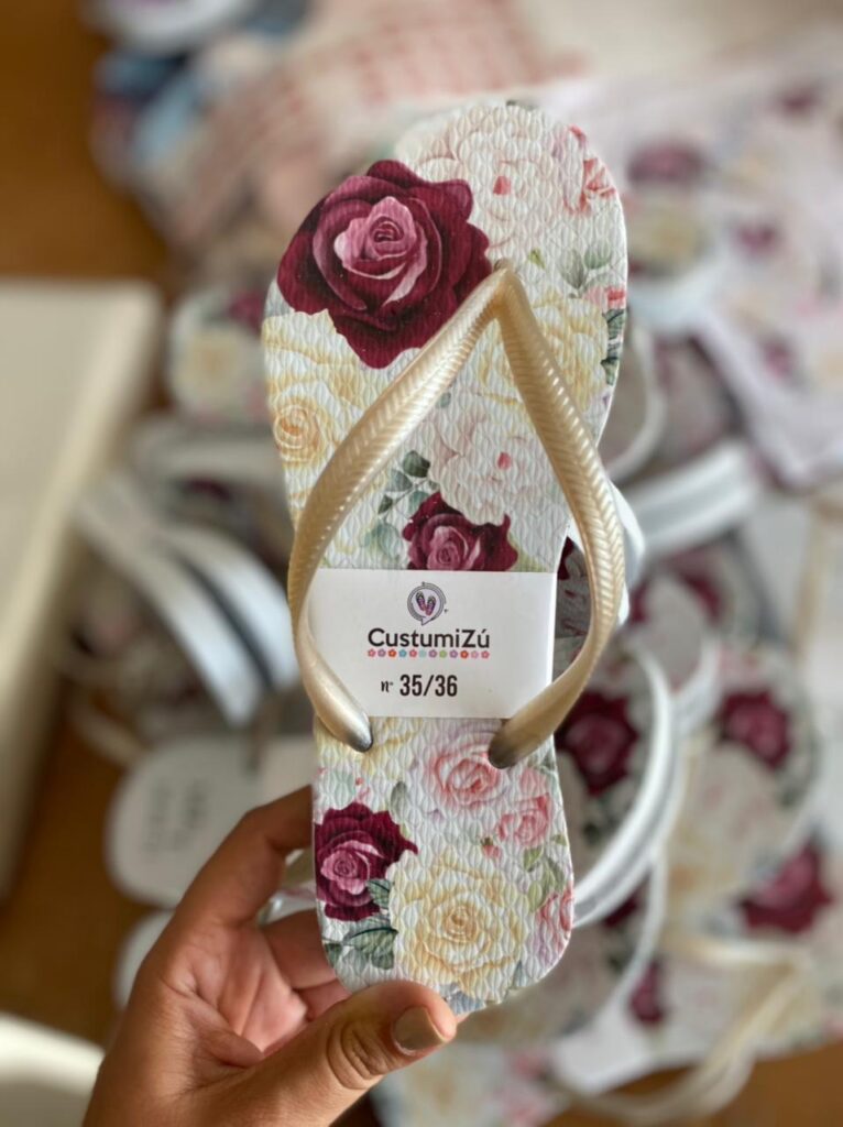 Chinelos personalizados lembrancinha casamento