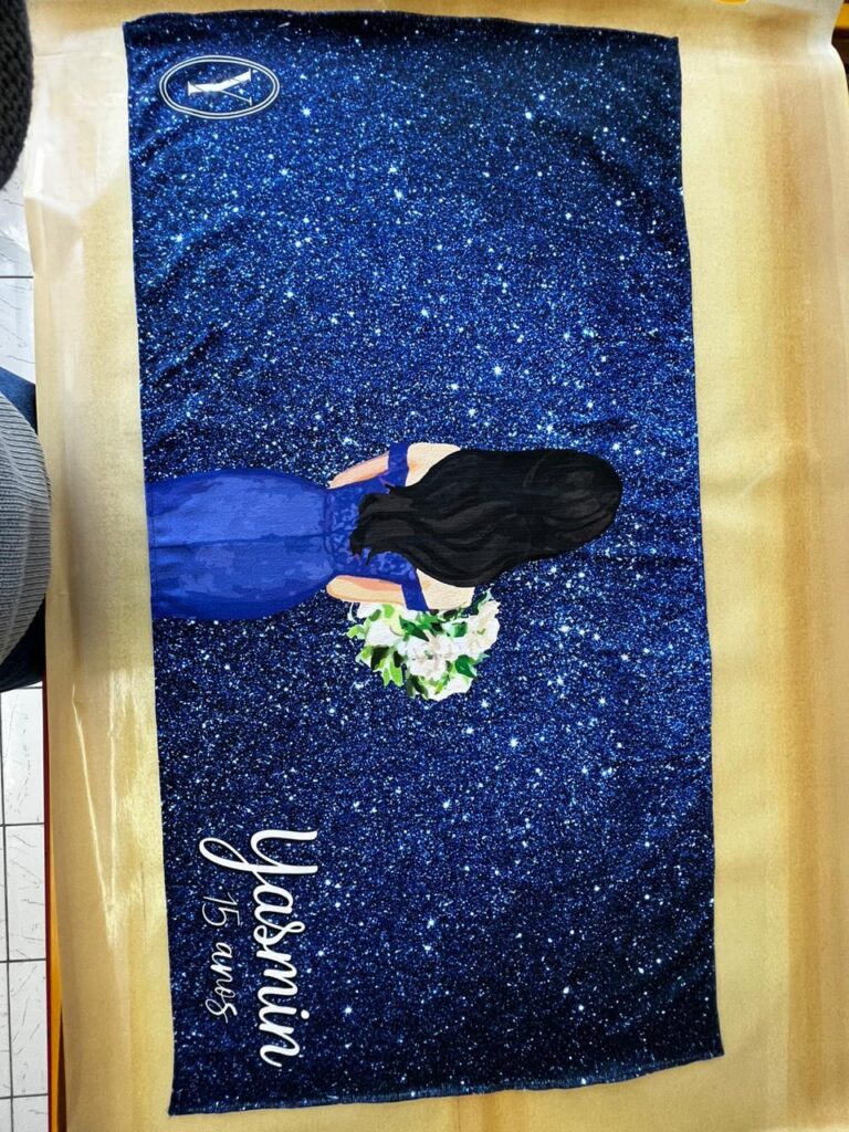 Bolsa em fabricação para lembranciinha de 15 anos