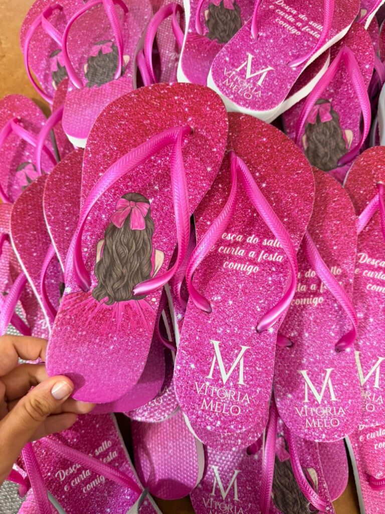 ideias de lembrancinhas para formatura com produtos personalizados