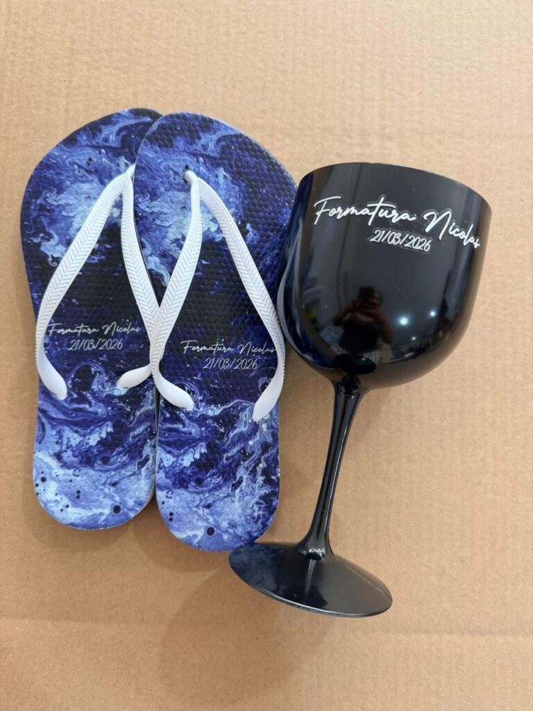 kit com bolsa para lembrancinhas de formatura organizado